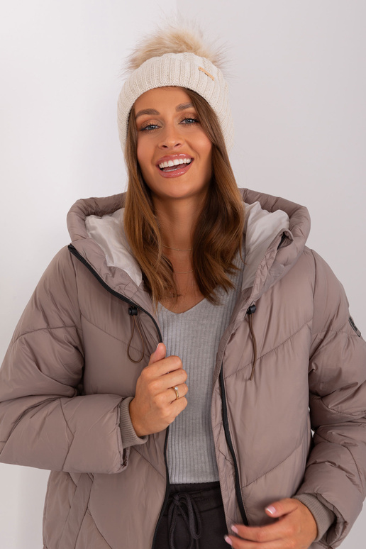 Czapka- JK-CZ-10,51-béžová Czapka- JK-CZ-10,51-béžová