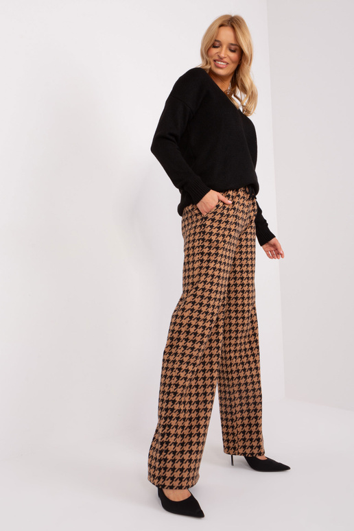 Spodnie-LK-SP-509429.87-camelowy