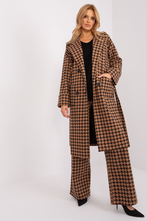 Płaszcz-LK-PL-509407.96P-camelowy Płaszcz-LK-PL-509407.96P-camelowy