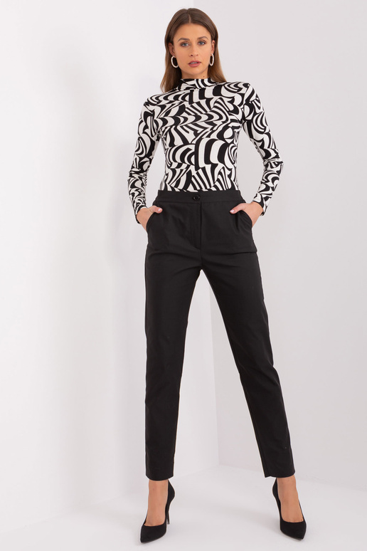 Spodnie-LK-SP-509439.22P-czarny