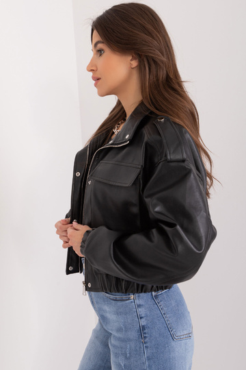 Striukė-NM-KR-DA-0937.07-juoda