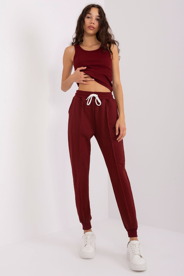 Sada-EM-KMPL-844.40P-vínová