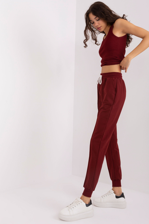 Sada-EM-KMPL-844.40P-vínová