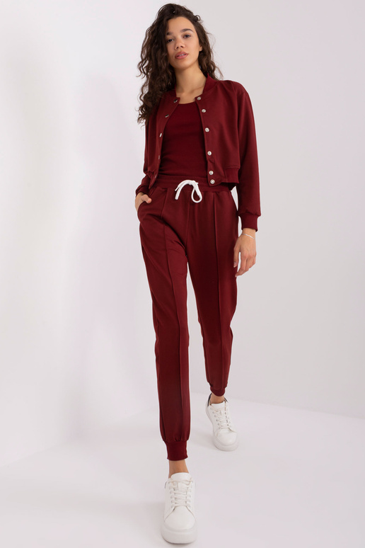 Sada-EM-KMPL-844.40P-vínová