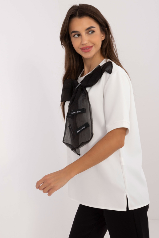 Halenka-LK-BZ-509621-3,54- bílá