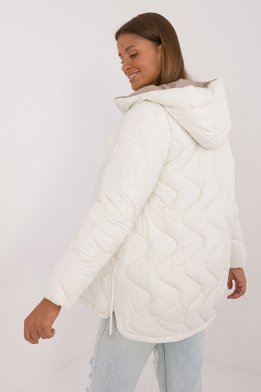 Bunda-MBM-KR-2319.37- bílá