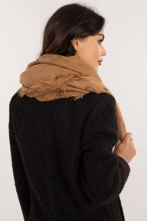 Šátek-AT-SZ-23504.93P-velbloud