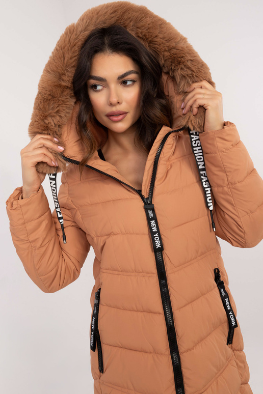 Bunda-SK-KR-HH-2403.20-velbloud