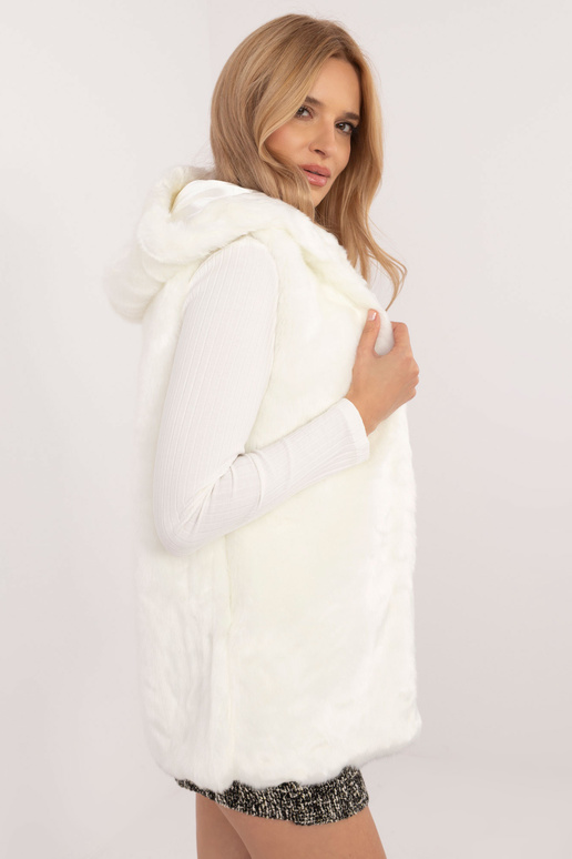 Vesta-AT-KZ-05201.95P-ecru