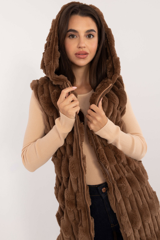 Vesta-AT-KZ-2368-1.08-hnědá