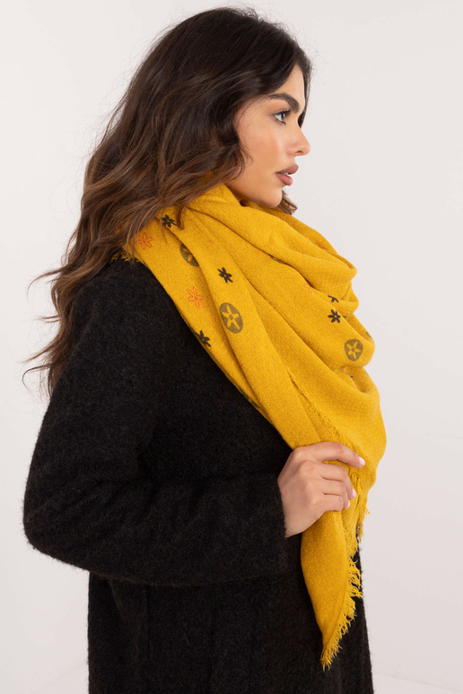 Šátek-AT-SZ-23504.93P-tmavě žlutý