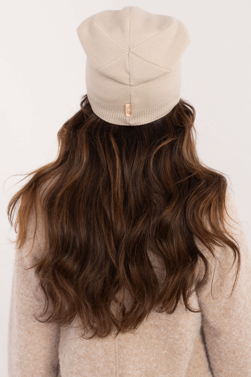 Čepice -JK-CZ-4,66-světle béžová Čepice -JK-CZ-4,66-světle béžová