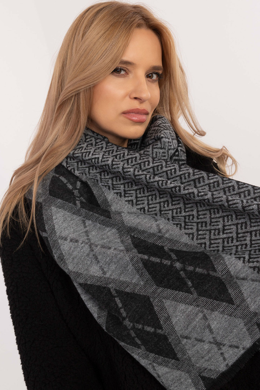 Šátek-AT-CH-12301.82P-šedo-černý