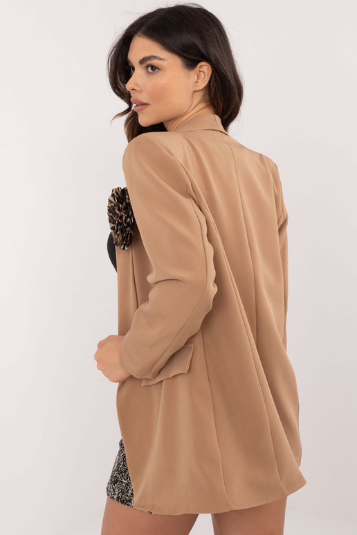 Bunda-DHJ-MA-19782-1.14-velbloud