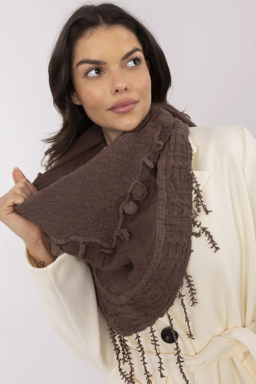 Šátek-AT-CH-0414.84-hnědý