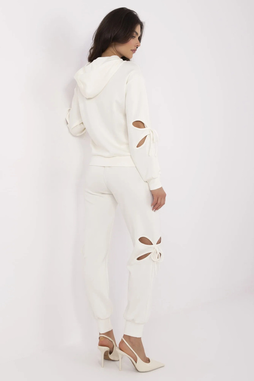 Sada-NM-KMPL-V5698.03-ecru Sada-NM-KMPL-V5698.03-ecru