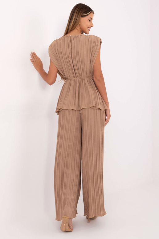 Sada-MI-KMPL-A2554.69-barvy velblouda