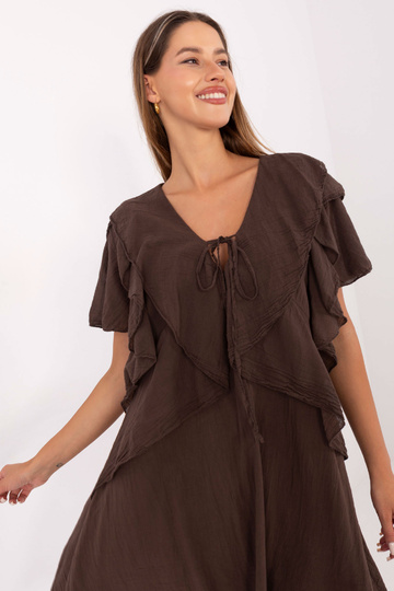 Tmavě hnědé šaty