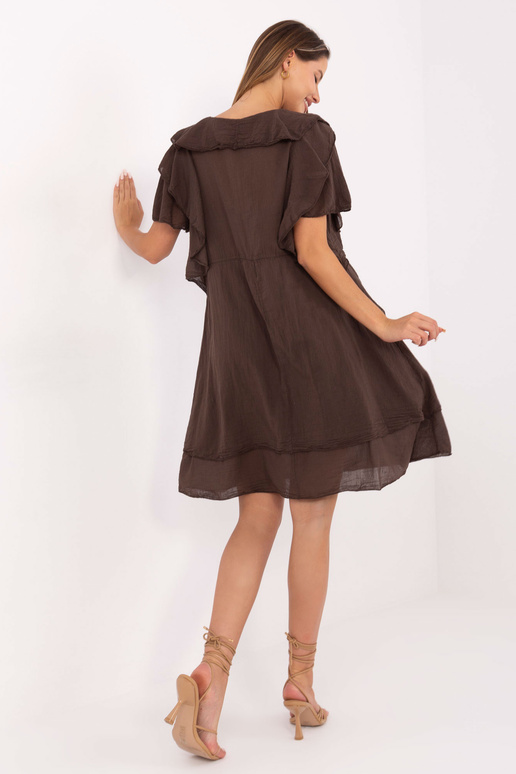 Tmavě hnědé šaty Tmavě hnědé šaty