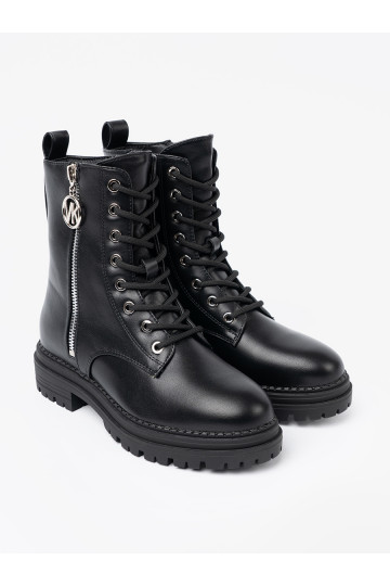 Černé Dámské boty z metalowym detalem 2