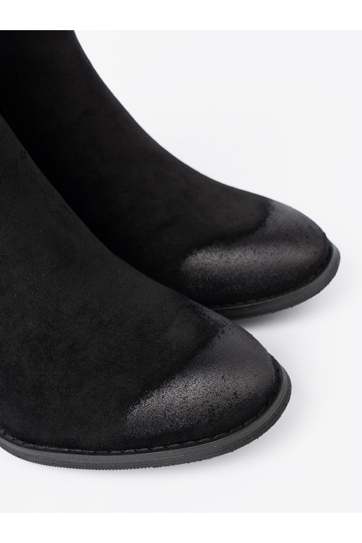 Černé ze semiše boty s vysokým podpatkem se zateplením