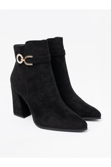 Elegantní styl Černé boty z biżuteryjnym akcentem 2