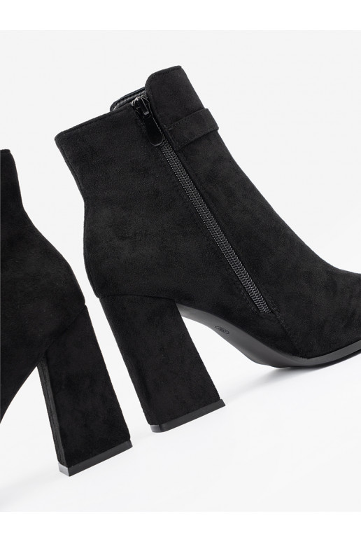 Elegantní styl Černé boty z biżuteryjnym akcentem