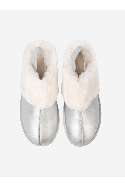 stříbrné barvy  s kožešinou i platformą