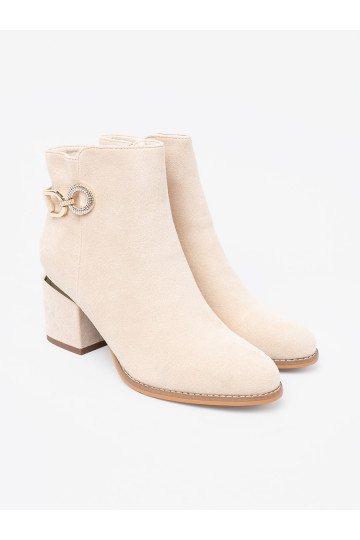 slonová kost boty na podpatku  2