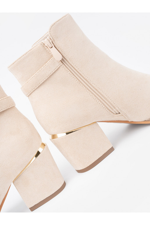 slonová kost boty na podpatku  slonová kost boty na podpatku