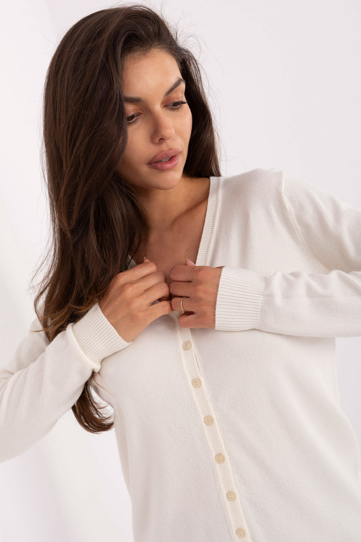 Světlý šedý svetr