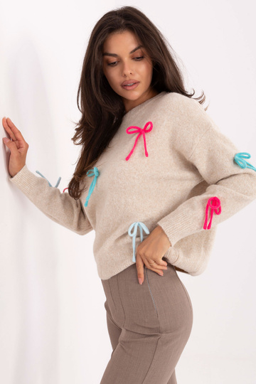 Světlý písečný svetr 2