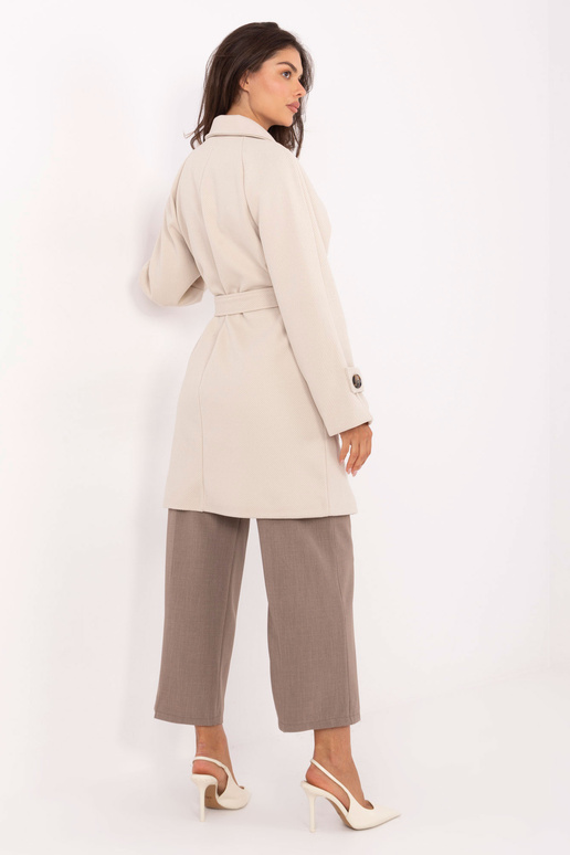 Světlě pískový kabát