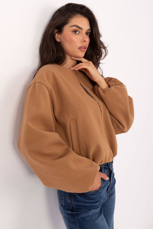 Svetrová bunda barvy velblouda