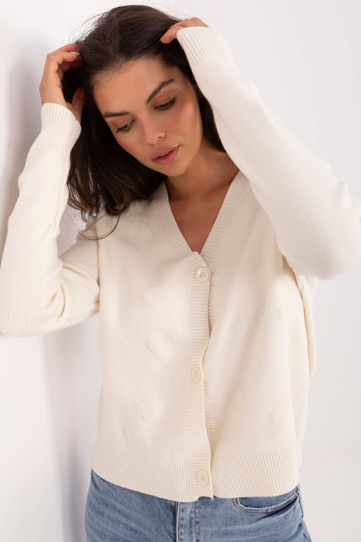 Svetr barvy slonoviny