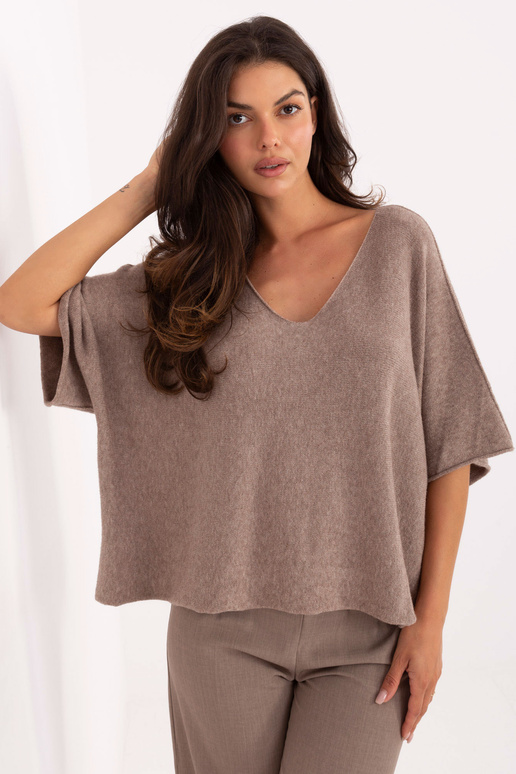 Tmavě pískový svetr