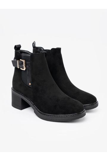 Černé boty s přezkami  2