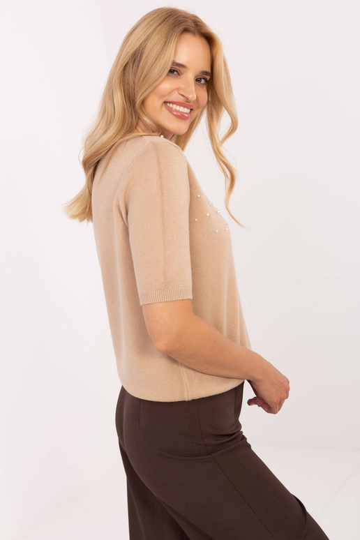 Svetr barvy velblouda