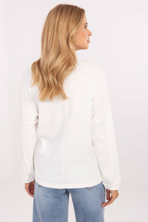 Halenka barvy slonoviny