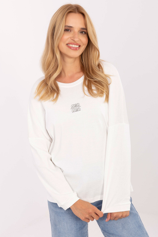 Halenka barvy slonoviny