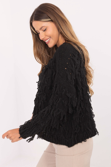 Svetr černé barvy 2