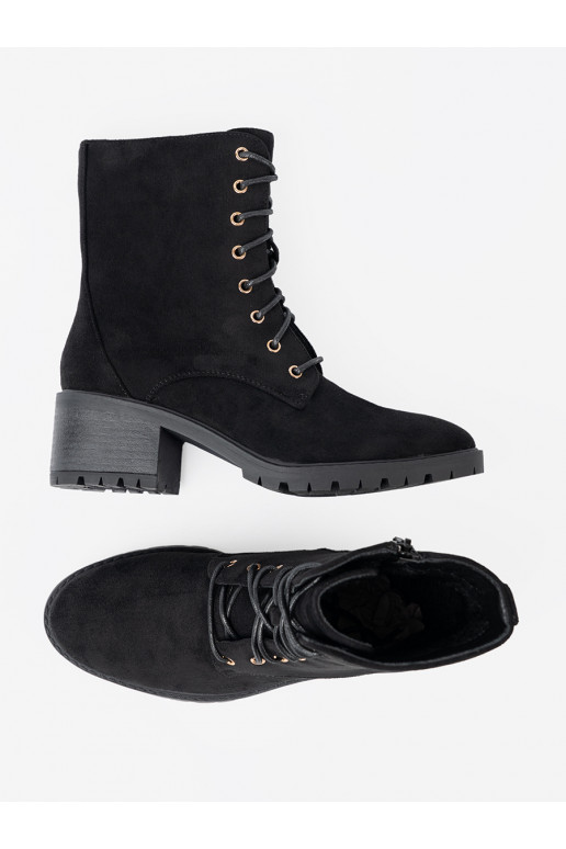  Černé boty z okrągłym noskiem