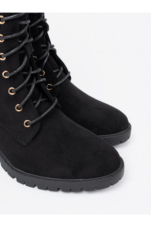  Černé boty z okrągłym noskiem