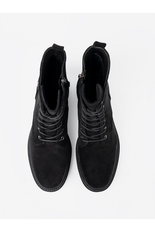Černé se šněrováním Dámské boty na masywnej podeszwie