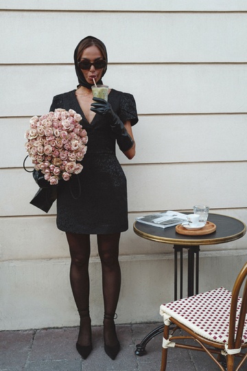 Koktejlové šaty Moe 2