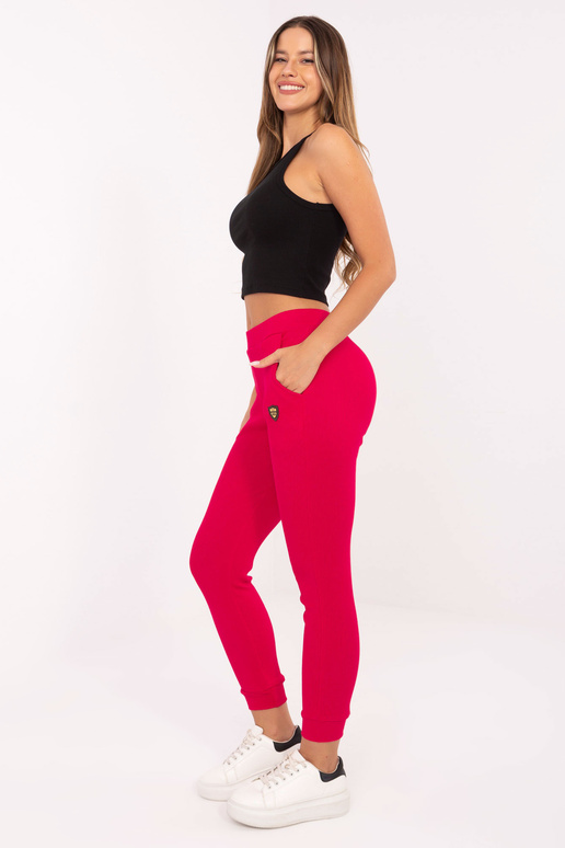 Červené sportovní kalhoty