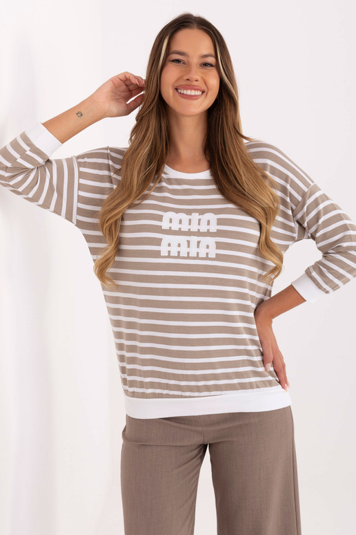 Tmavě písečná blůza