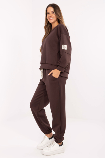 Tmavě hnědý komplet 2