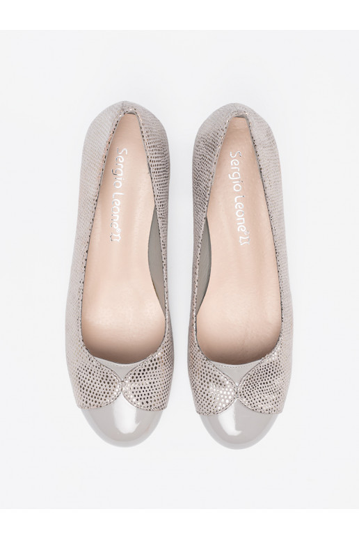 šedá vysoké podpatky ze m zdobieniem