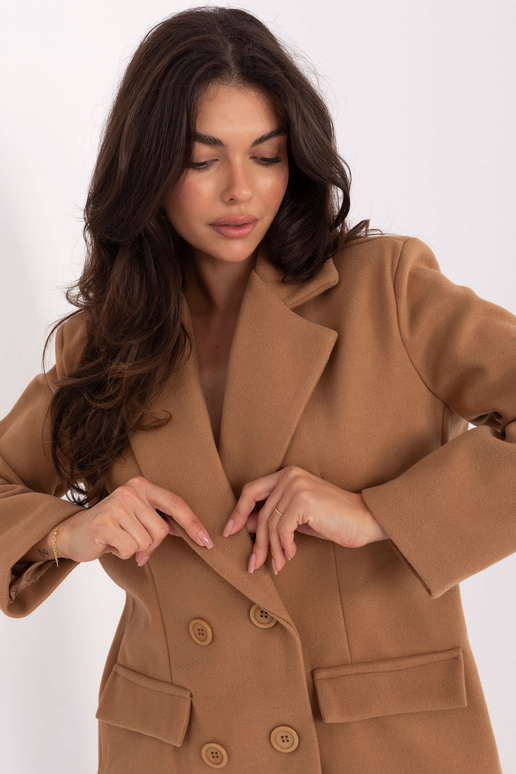 Velbloudí barvy bunda